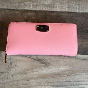 Michael Kors continental wallet